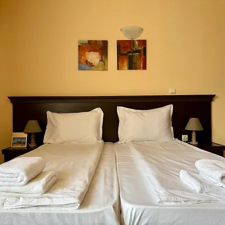 Royal Park Home2host Apartman