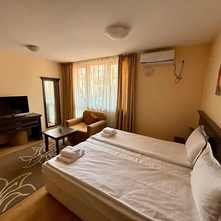 Royal Park Home2host Apartman *